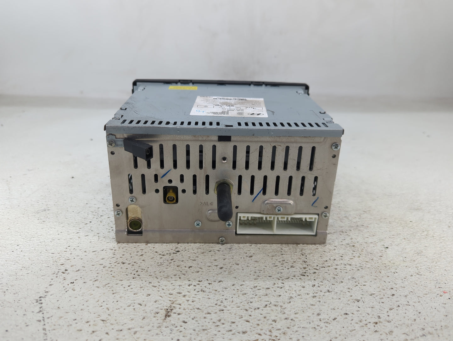 2013-2014 Hyundai Sonata Radio AM FM Cd Player Receiver Replacement P/N:96180-3Q700 Fits Fits 2013 2014 OEM Used Auto Parts 
