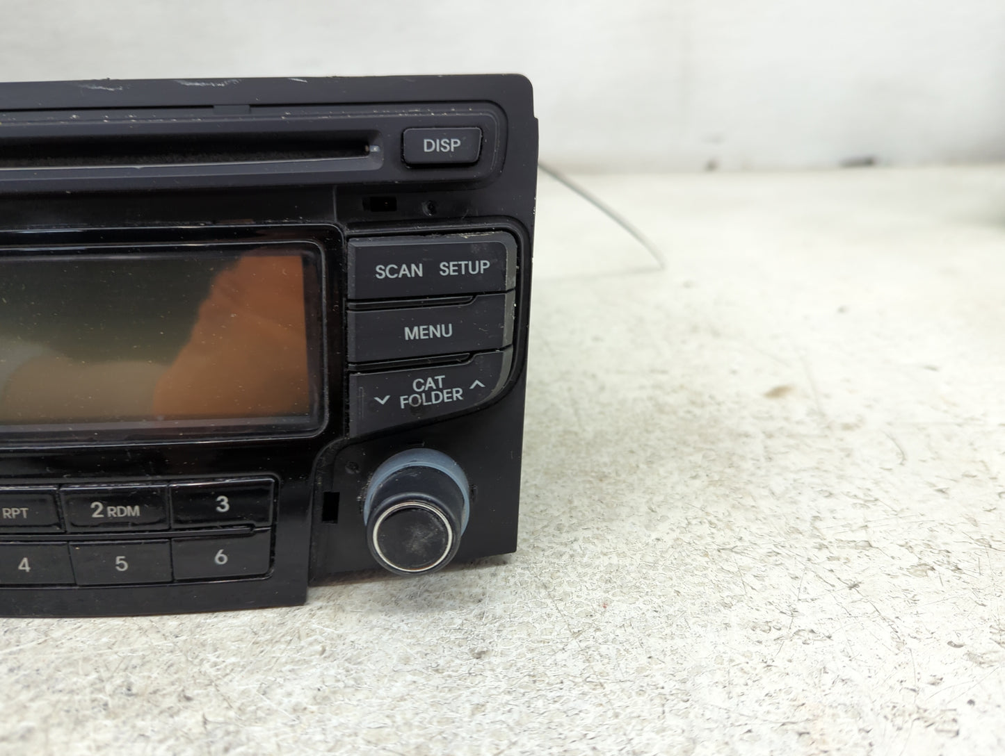 2013-2014 Hyundai Sonata Radio AM FM Cd Player Receiver Replacement P/N:961803Q700 Fits Fits 2013 2014 OEM Used Auto Parts -