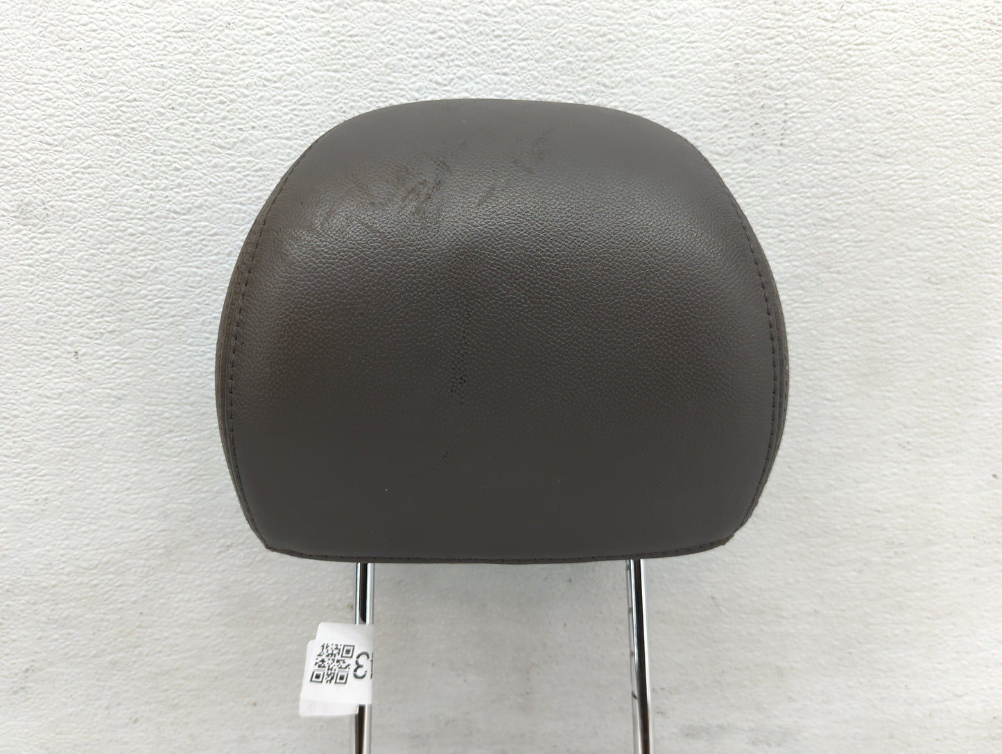 2013-2015 Hyundai Sonata Headrest Head Rest Front Driver Passenger Seat - Oemusedautoparts1.com