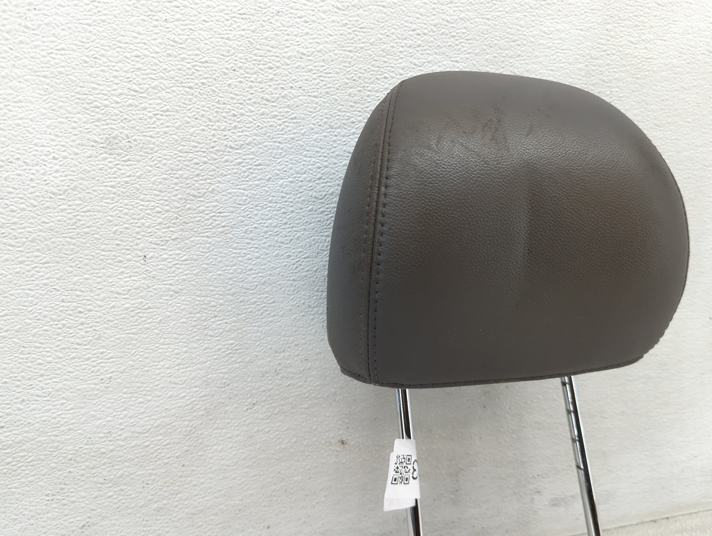2013-2015 Hyundai Sonata Headrest Head Rest Front Driver Passenger Seat - Oemusedautoparts1.com