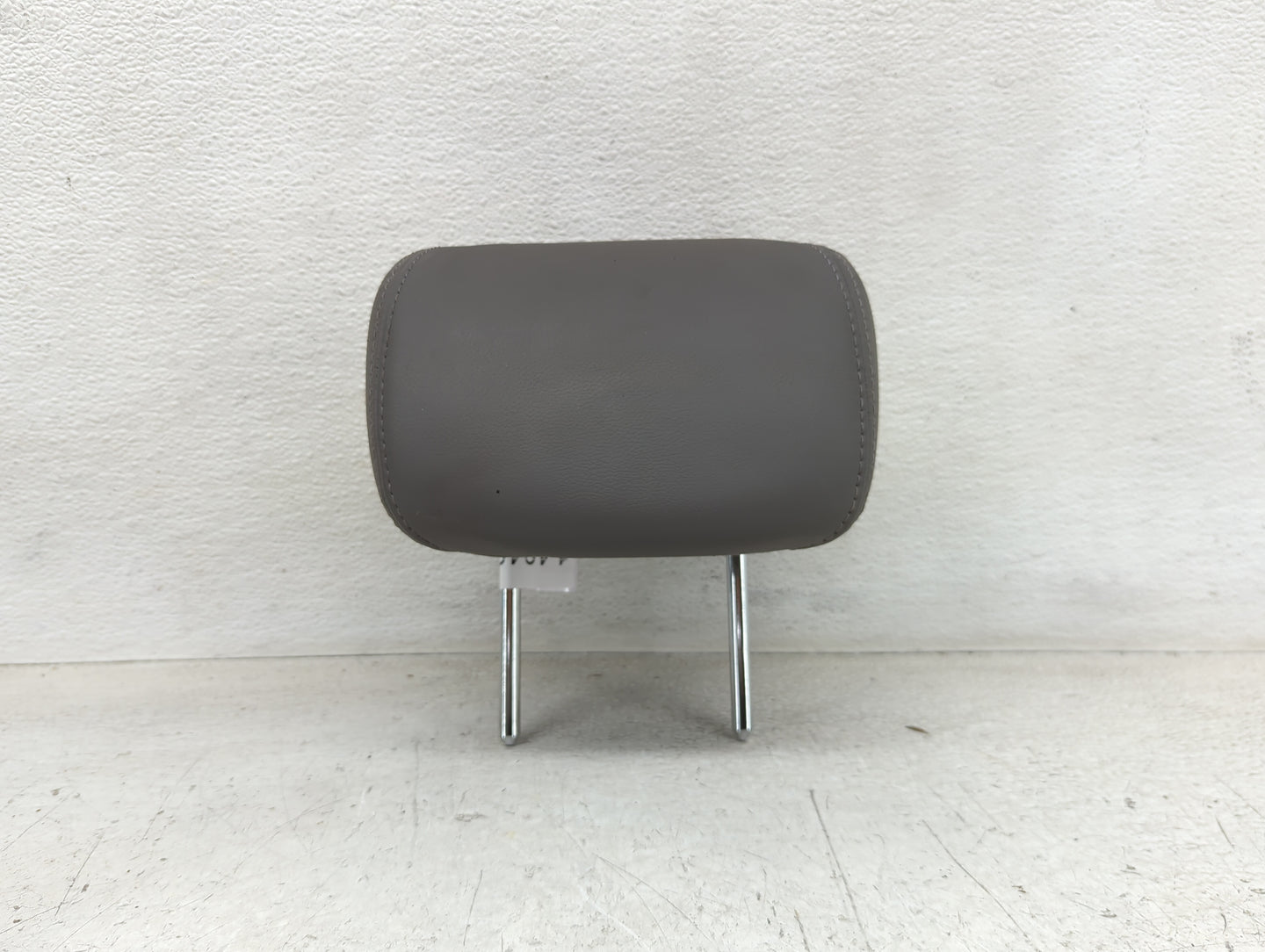 2013 Hyundai Sonata Headrest Head Rest Rear Seat Fits OEM Used Auto Parts - Oemusedautoparts1.com