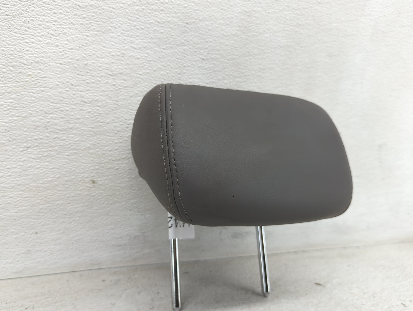 2013 Hyundai Sonata Headrest Head Rest Rear Seat Fits OEM Used Auto Parts - Oemusedautoparts1.com