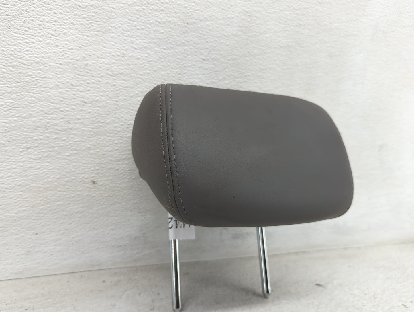2013 Hyundai Sonata Headrest Head Rest Rear Seat Fits OEM Used Auto Parts - Oemusedautoparts1.com