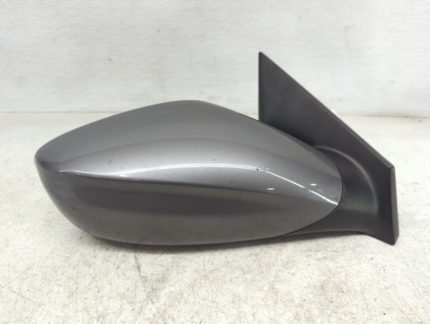 2011-2014 Hyundai Sonata Passenger Side View Mirror - Right Door Mirror OEM Used - Oemusedautoparts1.com