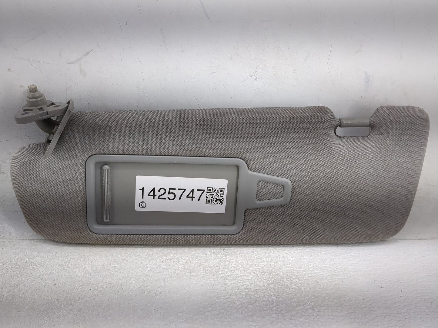 2011-2014 Hyundai Sonata Sun Visor Shade Replacement Driver Left Mirror Fits Fits 2011 2012 2013 2014 OEM Used Auto Parts - 