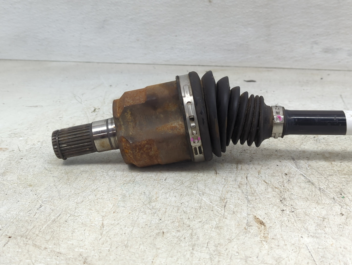 2011-2014 Hyundai Sonata Axle Shaft Front Driver Cv C/v - Oemusedautoparts1.com