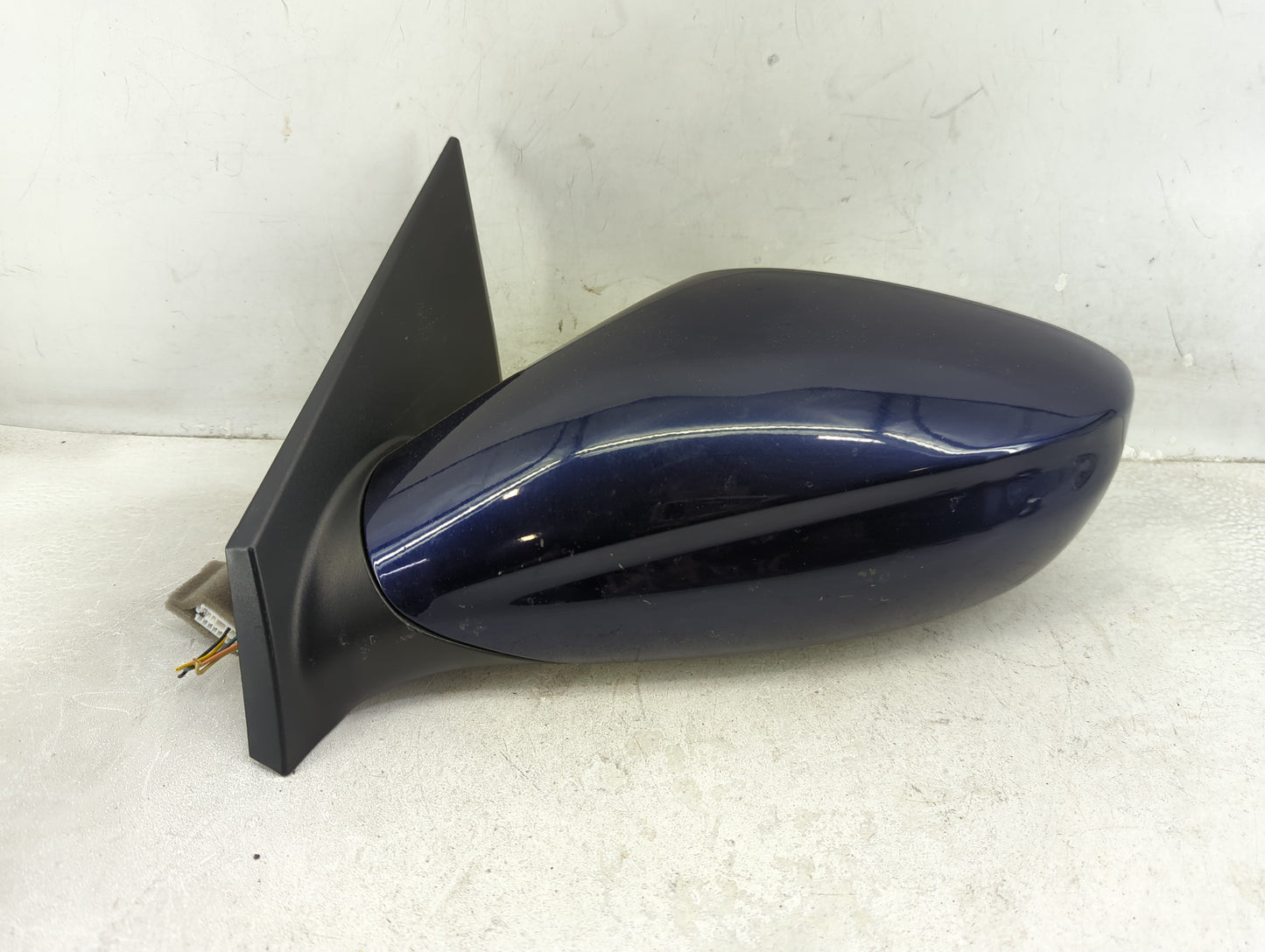 2011-2014 Hyundai Sonata Driver Side View Mirror - Left Door Mirror OEM Used - Oemusedautoparts1.com