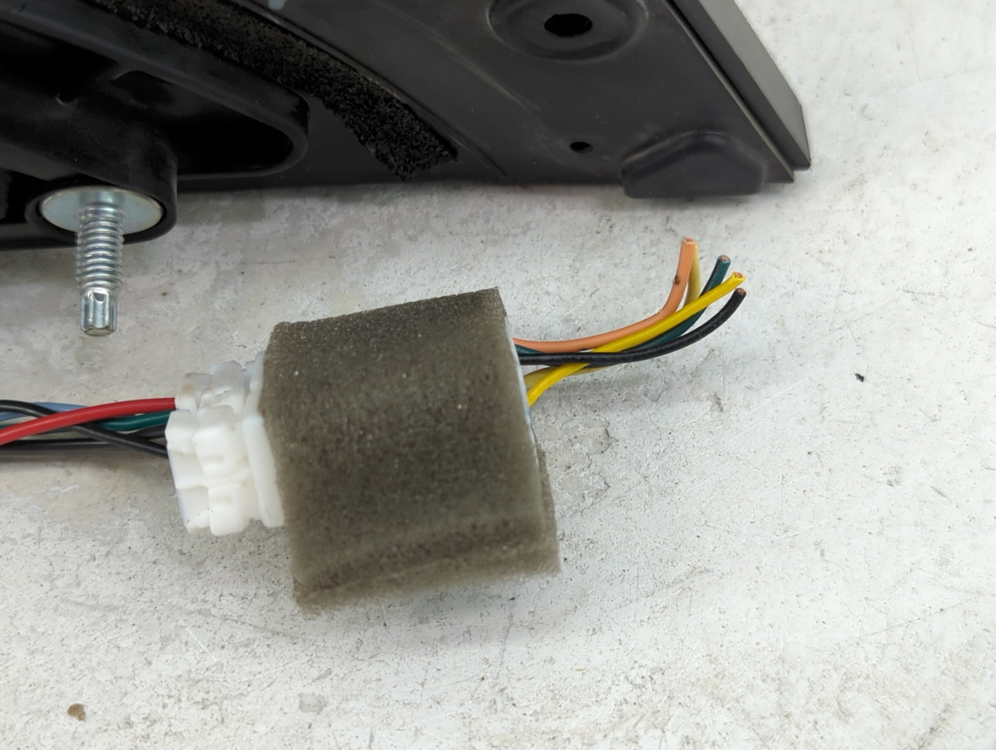 2011-2014 Hyundai Sonata Driver Side View Mirror - Left Door Mirror OEM Used - Oemusedautoparts1.com