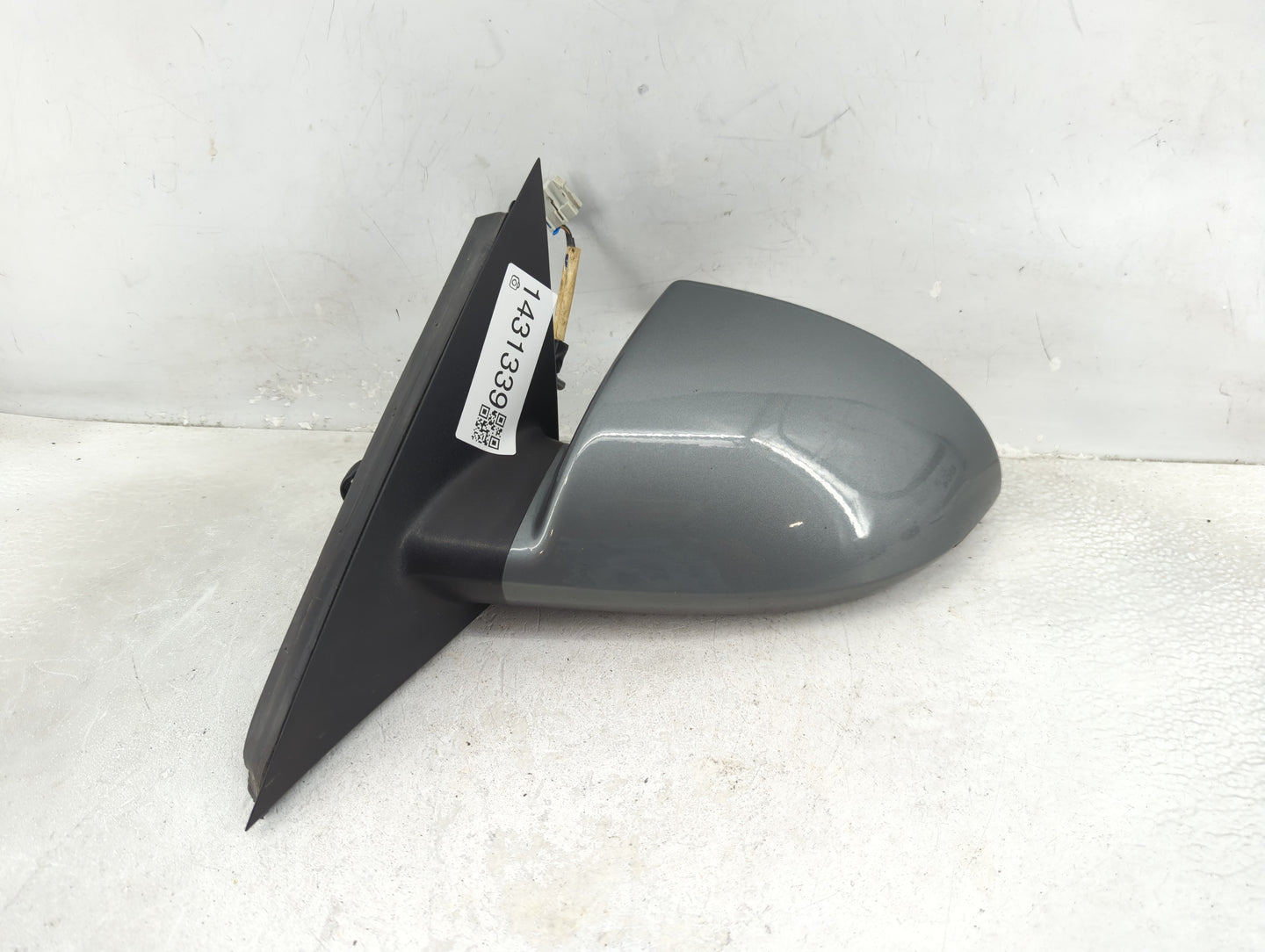 2011-2014 Hyundai Sonata Passenger Side View Mirror - Right Door Mirror OEM Used - Oemusedautoparts1.com