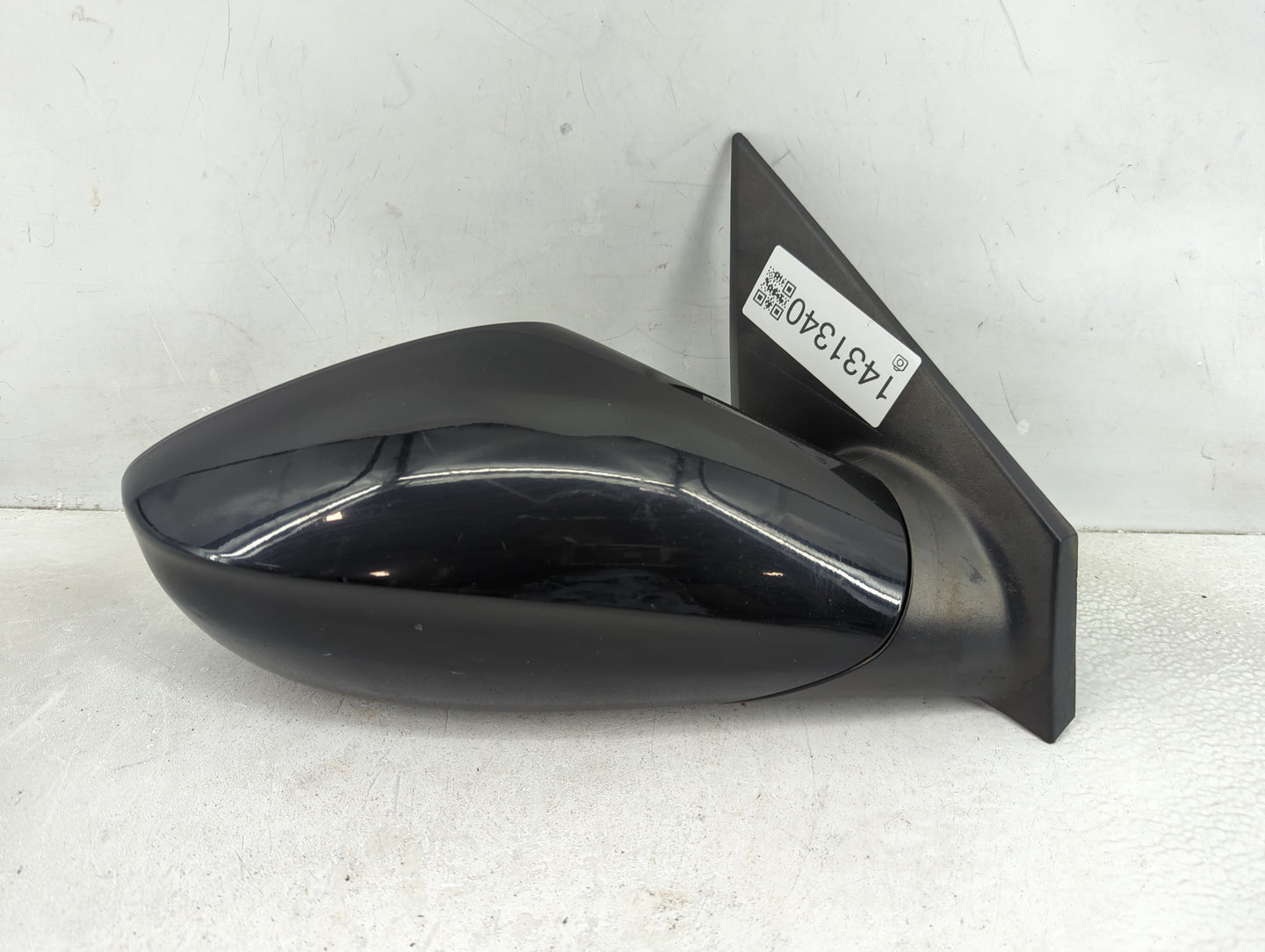 2011-2014 Hyundai Sonata Passenger Side View Mirror - Right Door Mirror OEM Used - Oemusedautoparts1.com