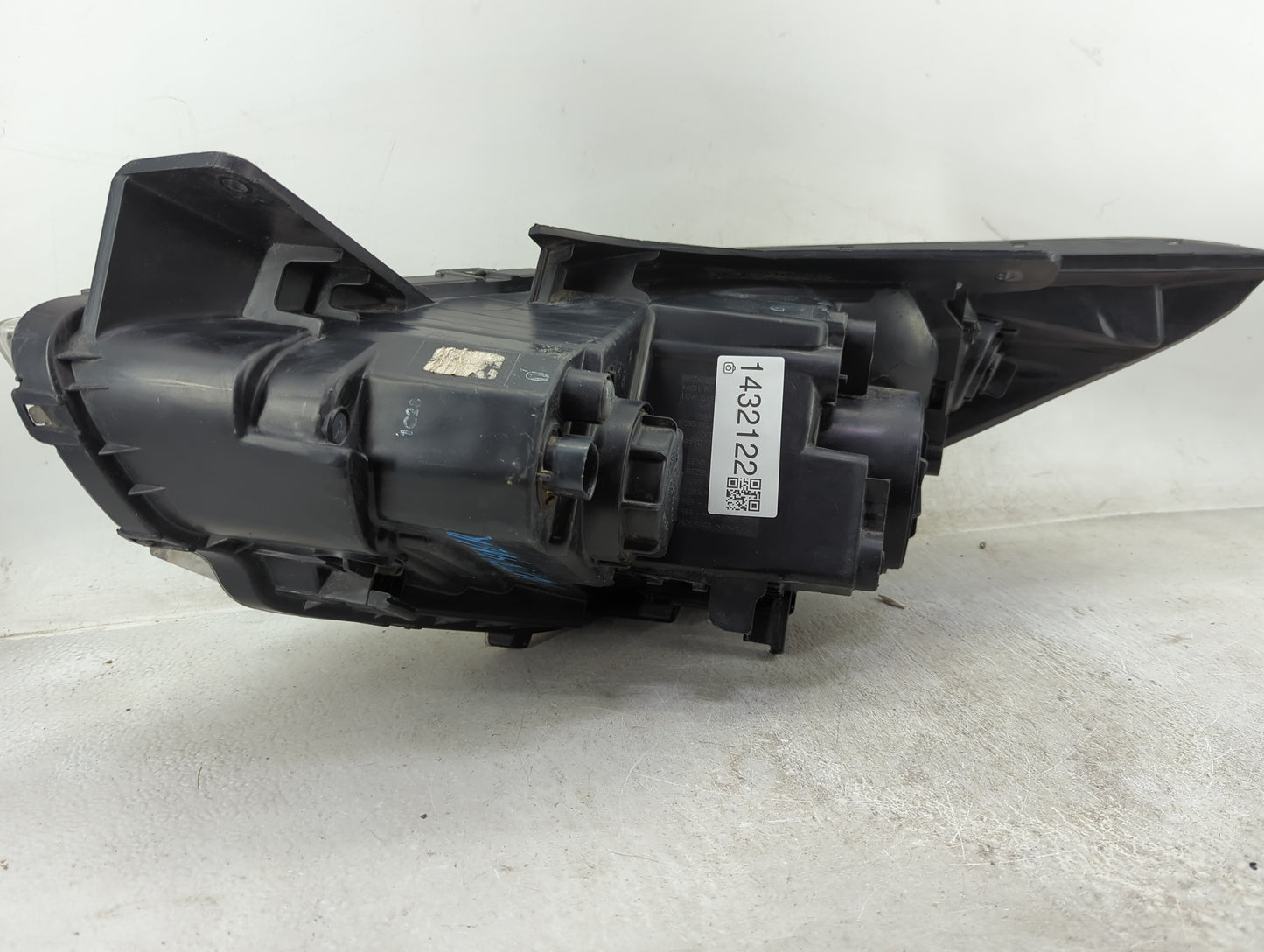 2011-2015 Hyundai Sonata Passenger Right Oem Head Light Headlight Lamp - Oemusedautoparts1.com