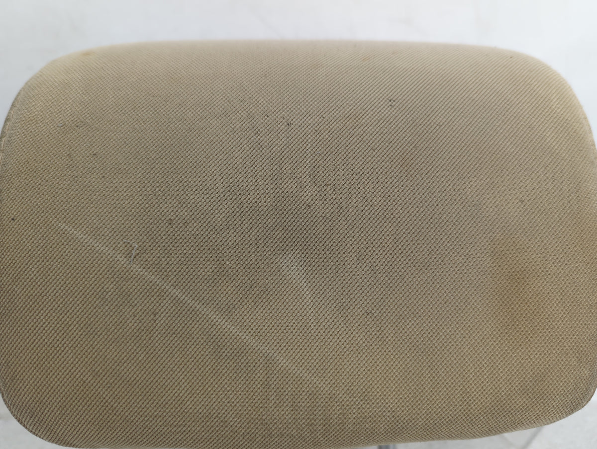 2013 Hyundai Sonata Headrest Head Rest Front Driver Seat Beige 1433075 - Oemusedautoparts1.com
