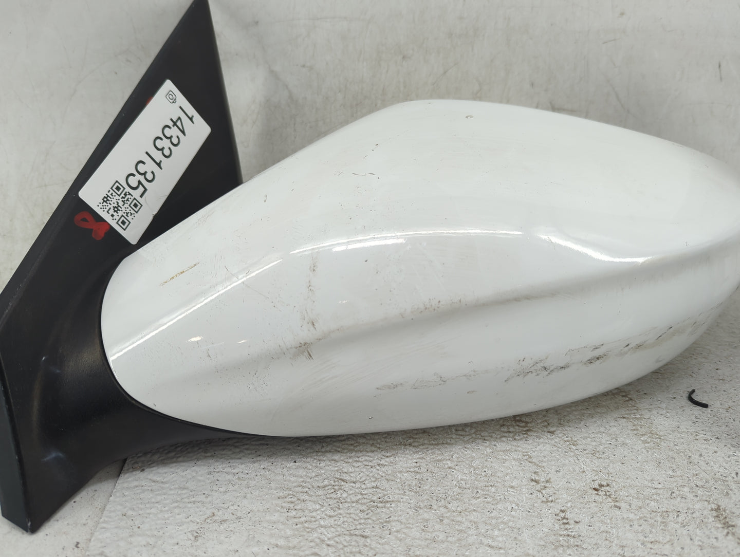2011-2014 Hyundai Sonata Driver Side View Mirror - Left Door Mirror OEM Used - Oemusedautoparts1.com