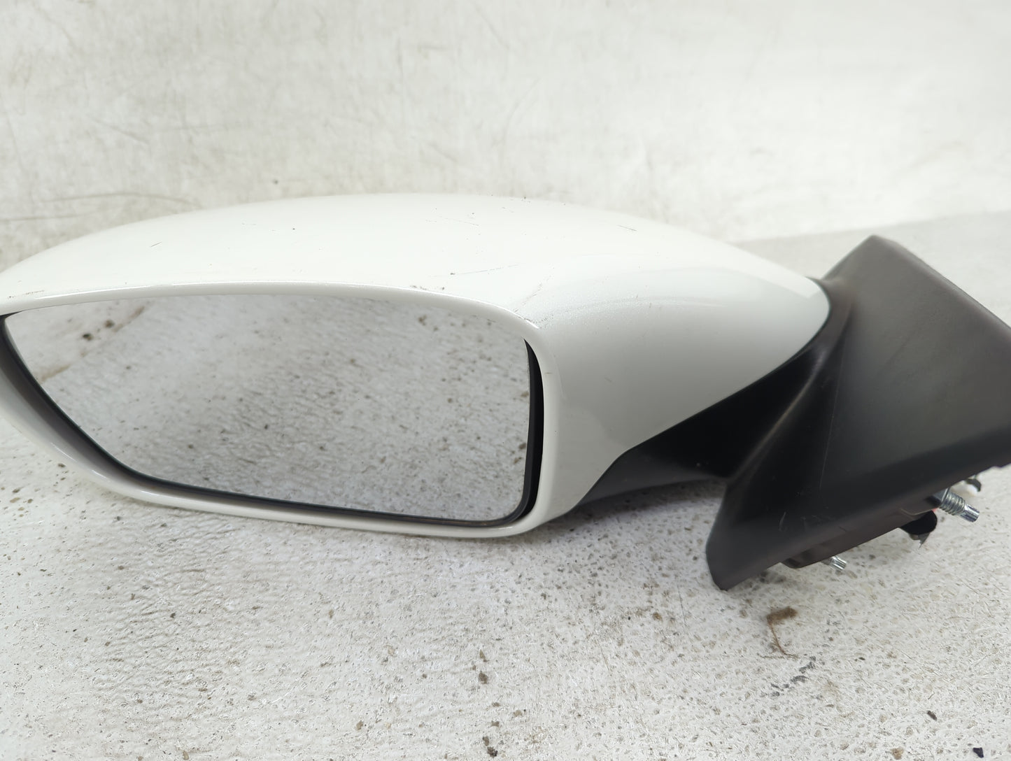 2011-2014 Hyundai Sonata Driver Side View Mirror - Left Door Mirror OEM Used - Oemusedautoparts1.com