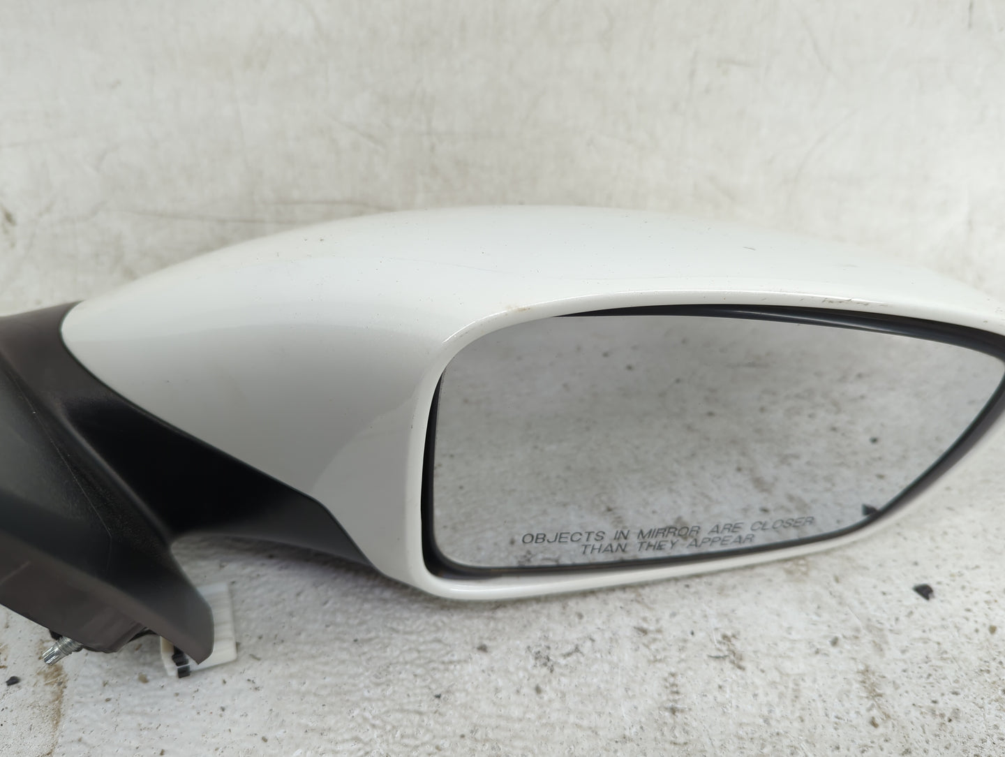 2011-2014 Hyundai Sonata Passenger Right Side View Manual Door Mirror - Oemusedautoparts1.com