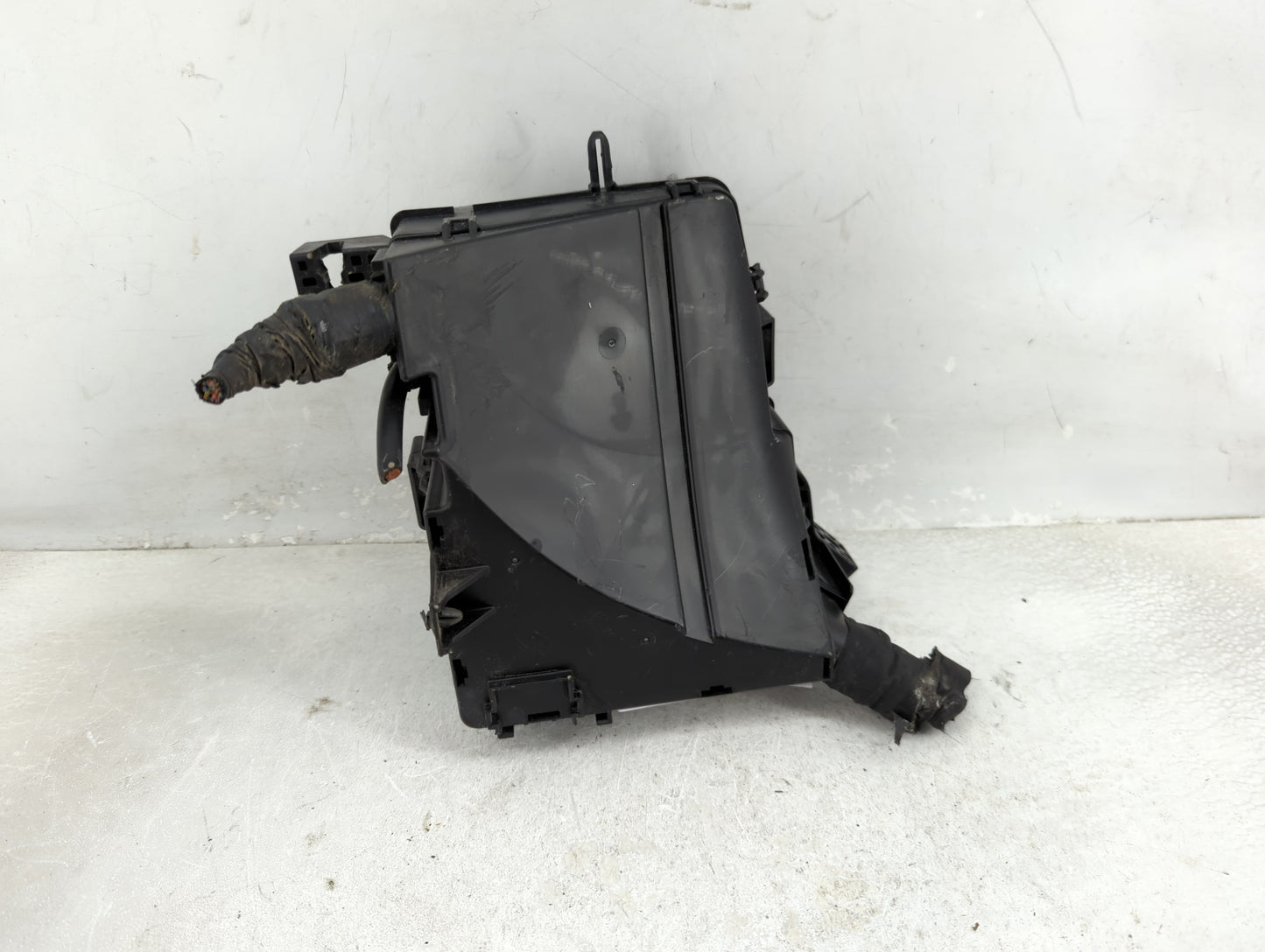 2011-2014 Hyundai Sonata Fusebox Fuse Box Panel Relay Module Fits Fits 2011 2012 2013 2014 OEM Used Auto Parts - Oemusedauto