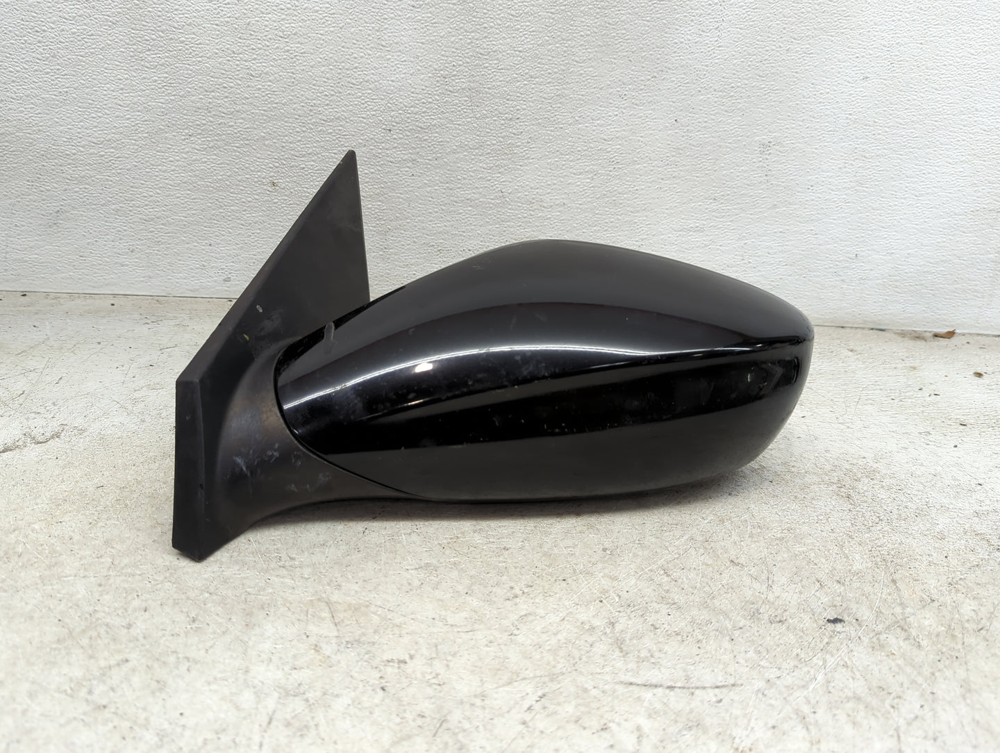 2011-2014 Hyundai Sonata Driver Side View Mirror - Left Door Mirror OEM Used - Oemusedautoparts1.com