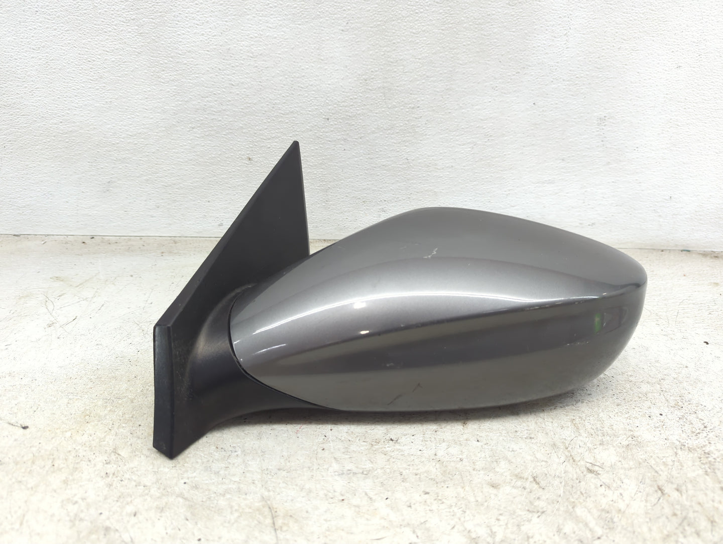 2011-2014 Hyundai Sonata Driver Side View Mirror - Left Door Mirror OEM Used - Oemusedautoparts1.com