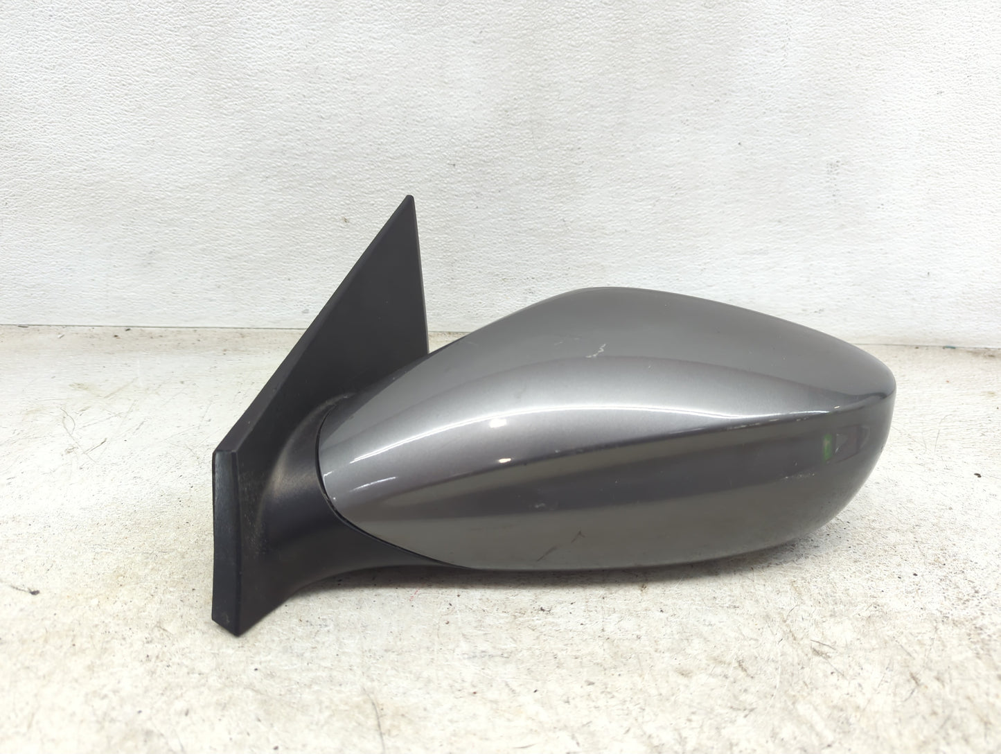 2011-2014 Hyundai Sonata Driver Side View Mirror - Left Door Mirror OEM Used - Oemusedautoparts1.com