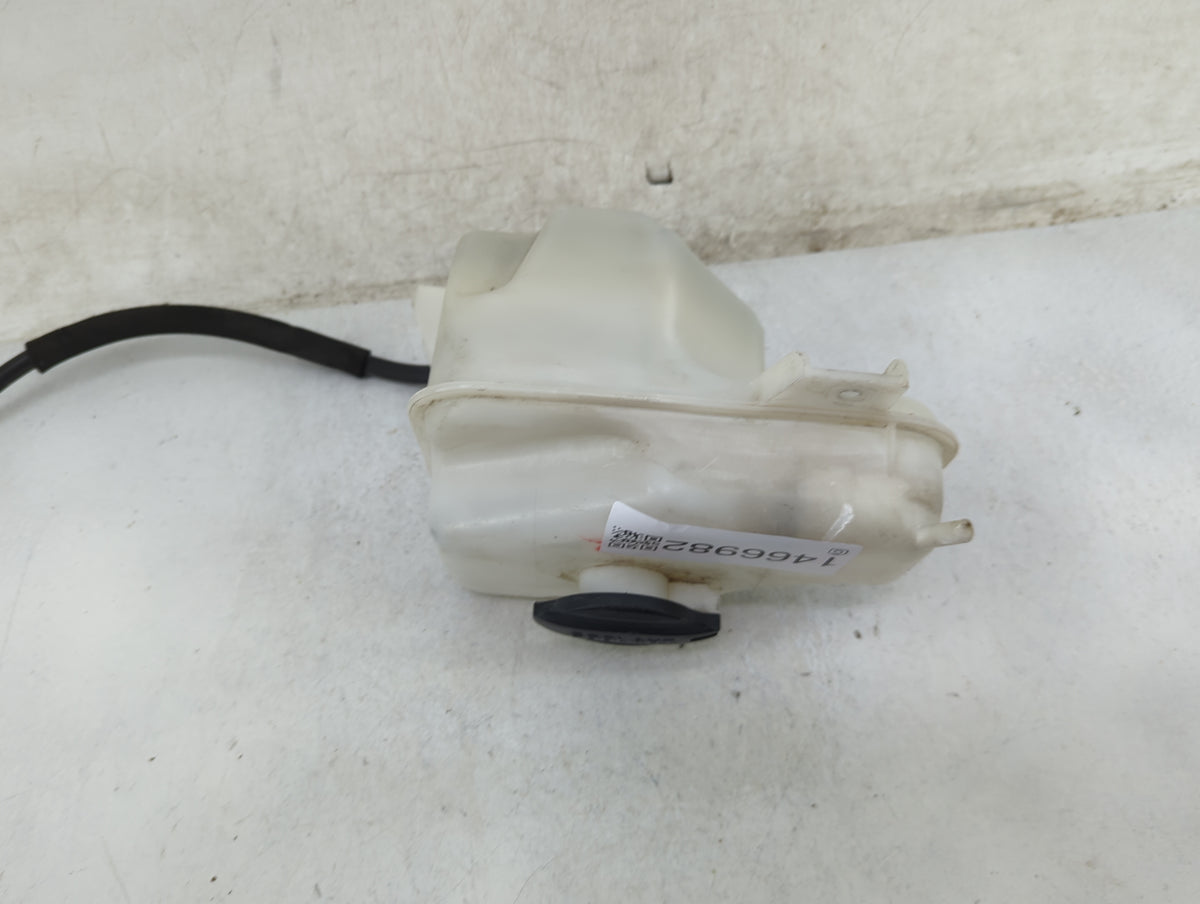 2011-2015 Hyundai Sonata Radiator Coolant Overflow Expansion Tank Bottle 1466982 - Oemusedautoparts1.com