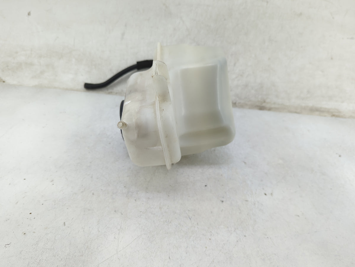 2011-2015 Hyundai Sonata Radiator Coolant Overflow Expansion Tank Bottle 1466982 - Oemusedautoparts1.com