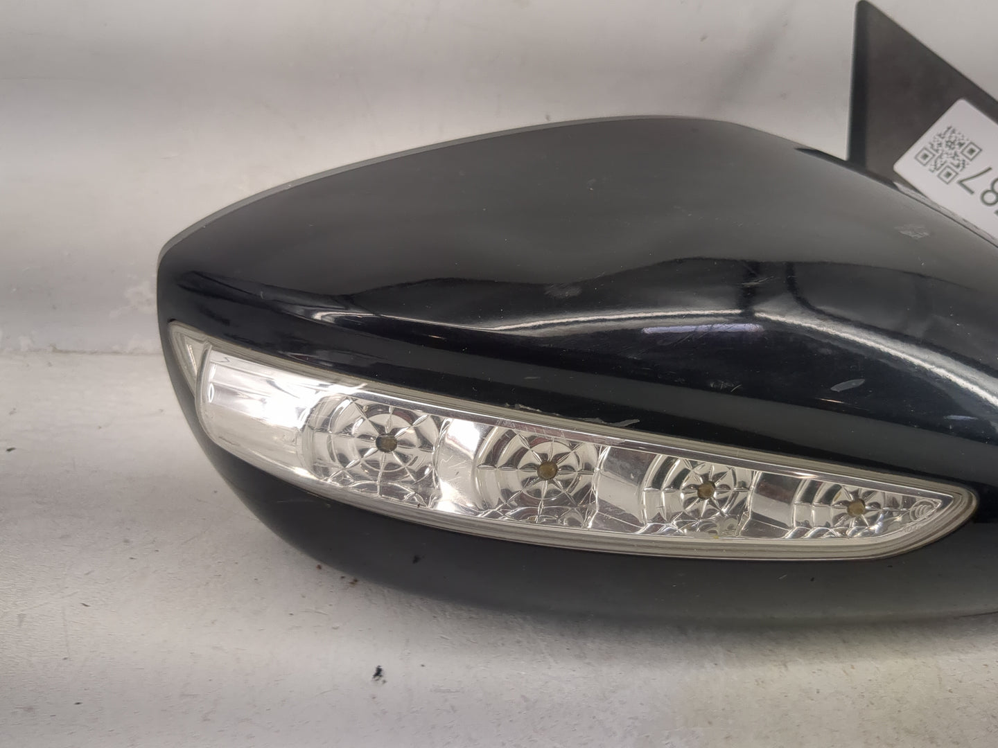2011-2014 Hyundai Sonata Passenger Side View Mirror - Right Door Mirror OEM Used - Oemusedautoparts1.com