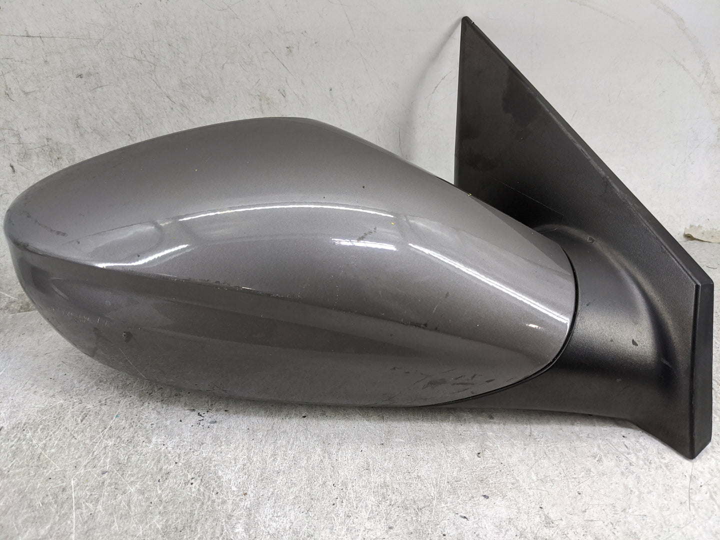 2011-2014 Hyundai Sonata Passenger Side View Mirror - Right Door Mirror OEM Used - Oemusedautoparts1.com