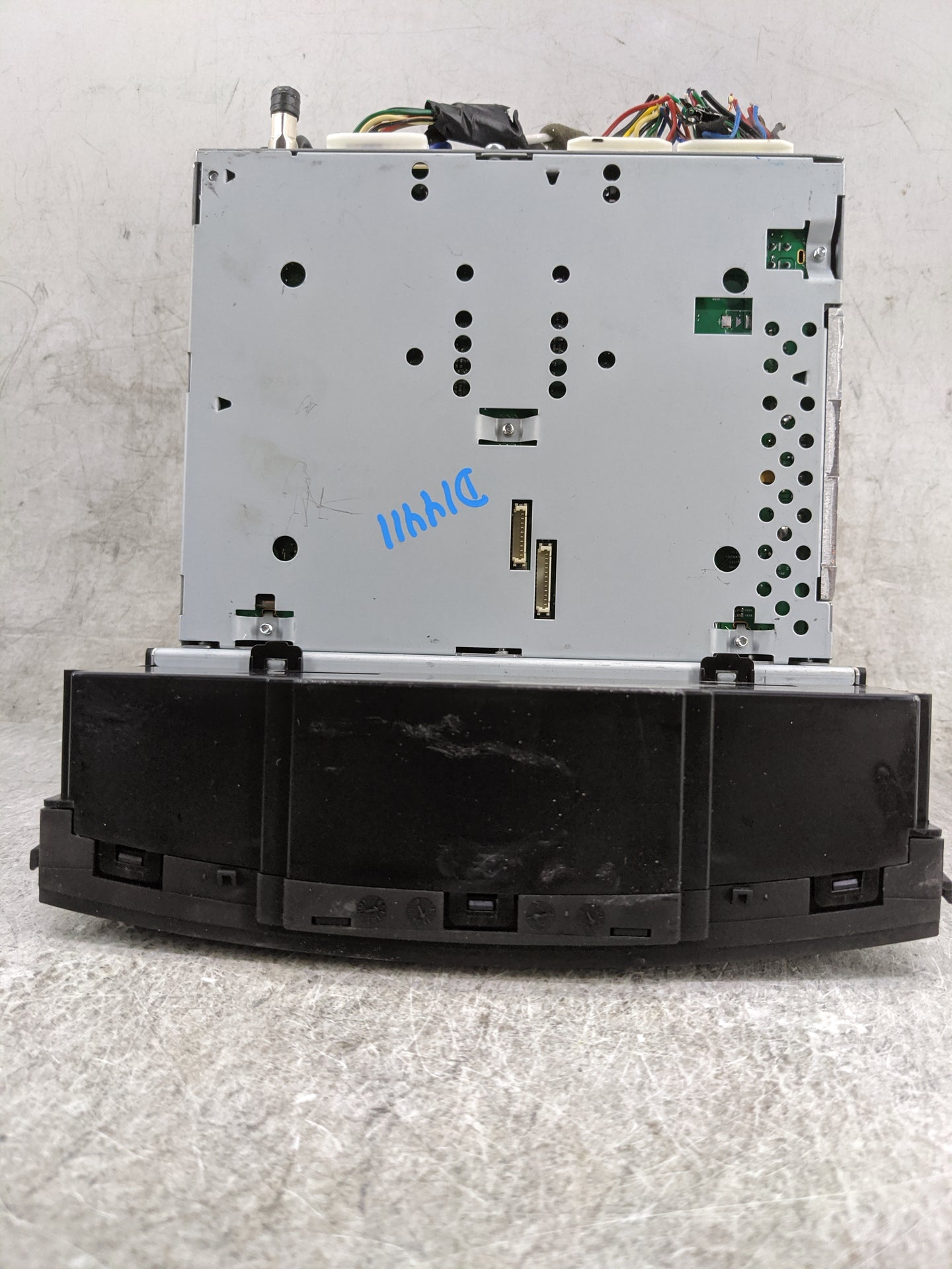 2011-2015 Hyundai Sonata Radio AM FM Cd Player Receiver Replacement P/N:96560-4R7064X 965604R7064X Fits OEM Used Auto Parts 