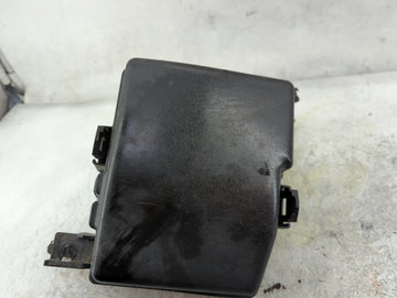 2011-2014 Hyundai Sonata Fusebox Fuse Box Panel Relay Module P/N:18790-01316 95230-2P030 Fits Fits 2011 2012 2013 2014 OEM Used Auto Parts