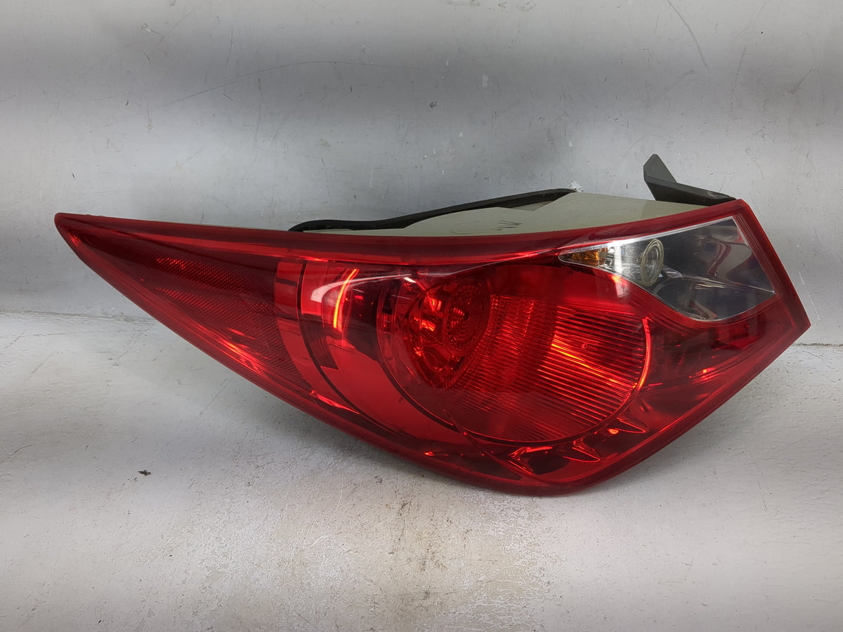 2011-2014 Hyundai Sonata Tail Light Assembly Driver Left OEM Fits Fits 2011 2012 2013 2014 OEM Used Auto Parts - Oemusedauto
