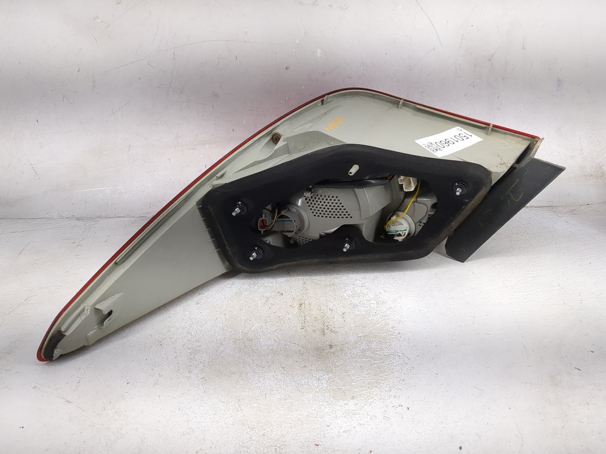2011-2014 Hyundai Sonata Tail Light Assembly Driver Left OEM Fits Fits 2011 2012 2013 2014 OEM Used Auto Parts - Oemusedauto