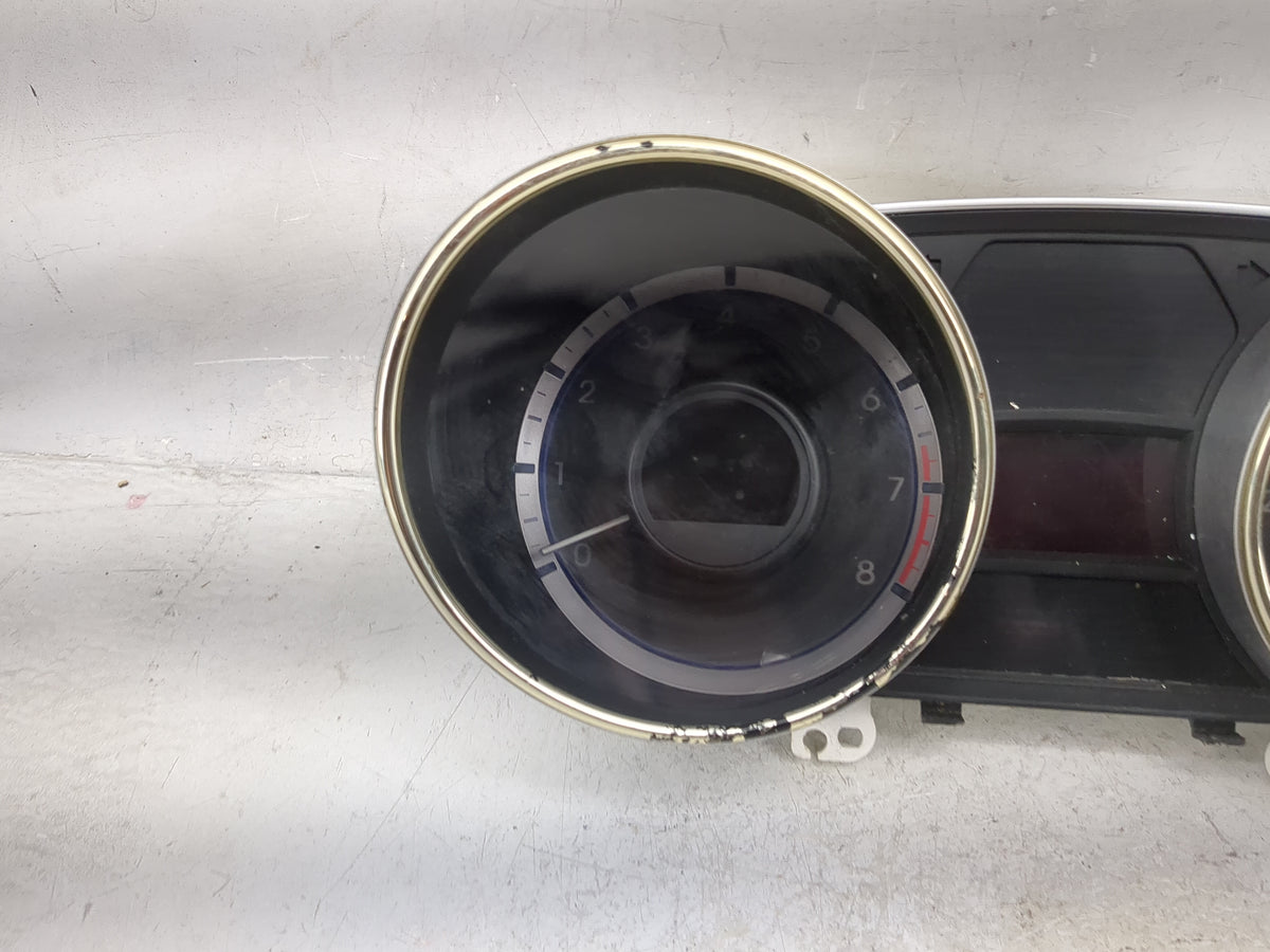 2011-2014 Hyundai Sonata Instrument Cluster Speedometer Gauges P/N:94001-3Q014 TN257470-3215 Miles:108K Fits OEM Used Auto P