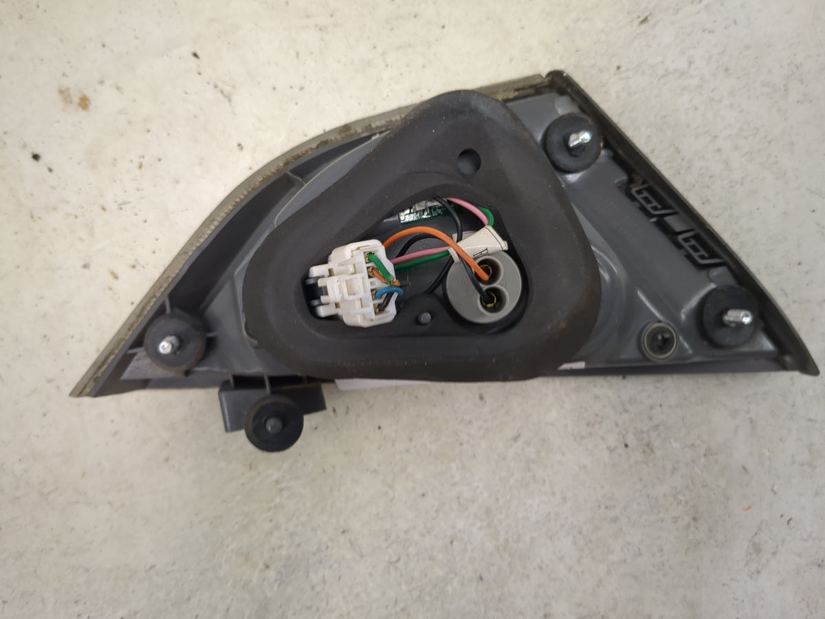 2011 Hyundai Sonata Passenger Right Side Deck Lid Mounted Tail Light 1512287 - Oemusedautoparts1.com