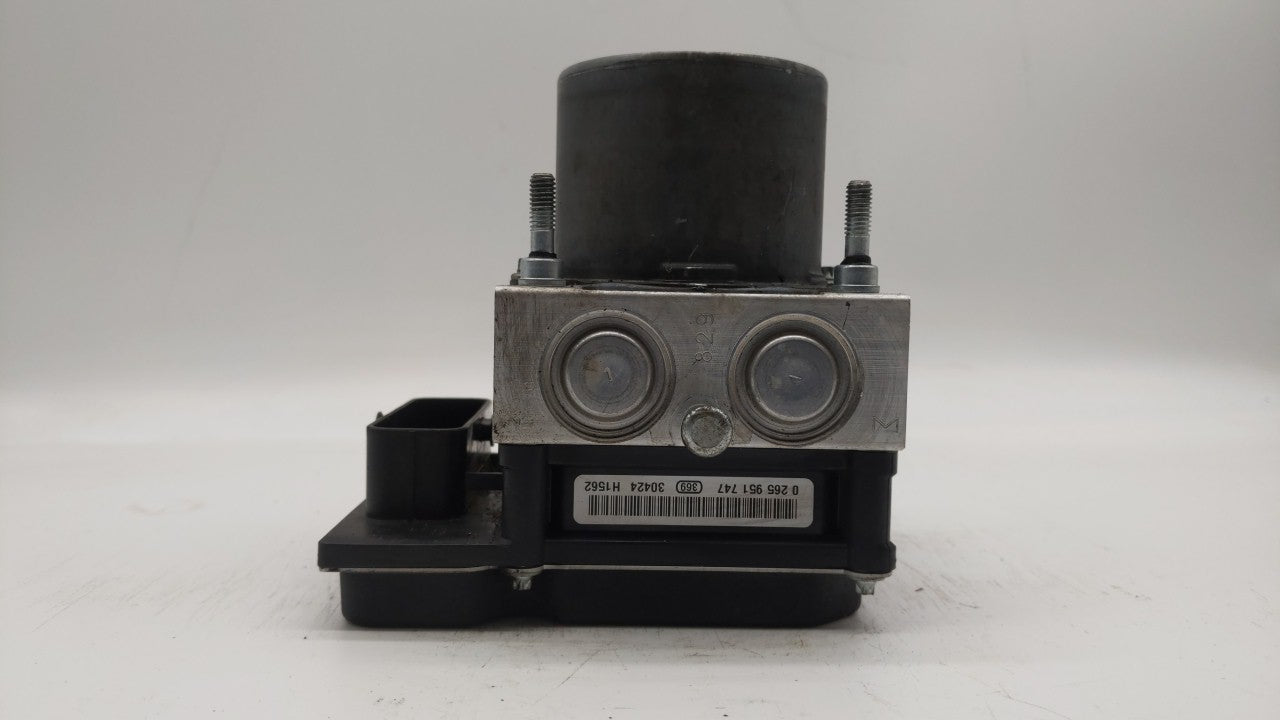 2011-2013 Hyundai Sonata ABS Pump Control Module Replacement P/N:58920-30500 58920-3Q500 Fits Fits 2011 2012 2013 OEM Used A