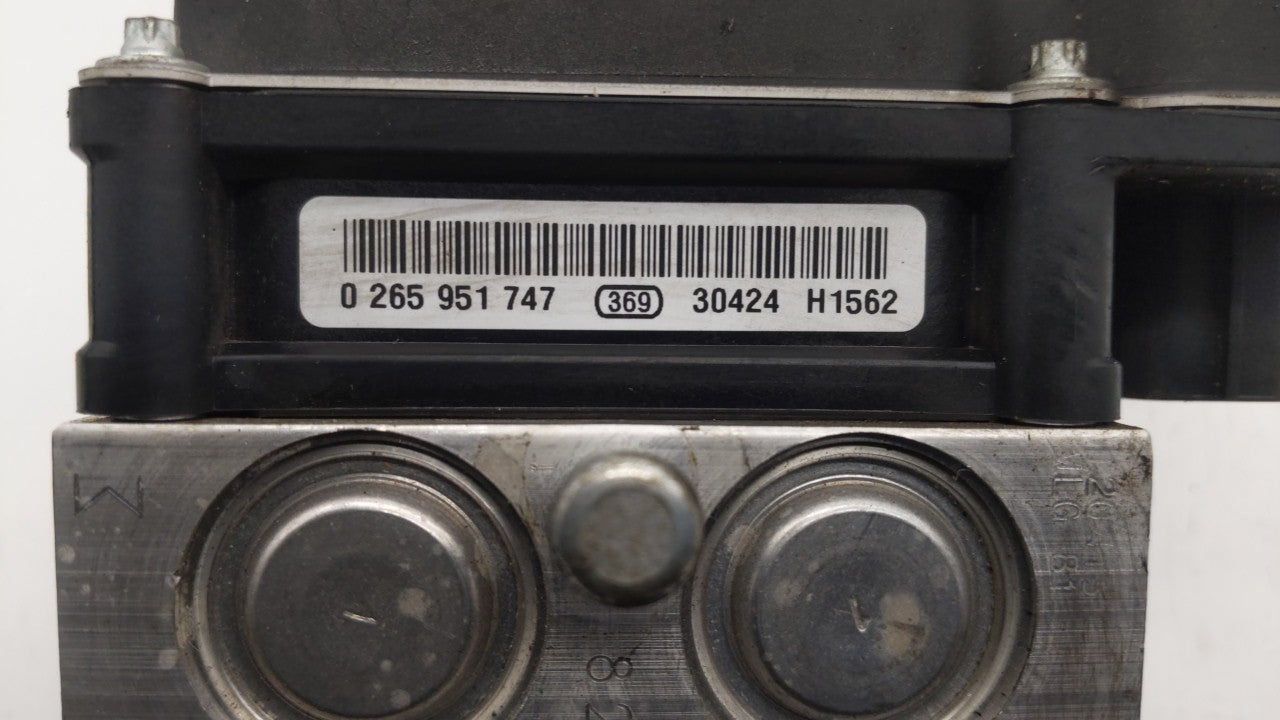 2011-2013 Hyundai Sonata ABS Pump Control Module Replacement P/N:58920-30500 58920-3Q500 Fits Fits 2011 2012 2013 OEM Used A