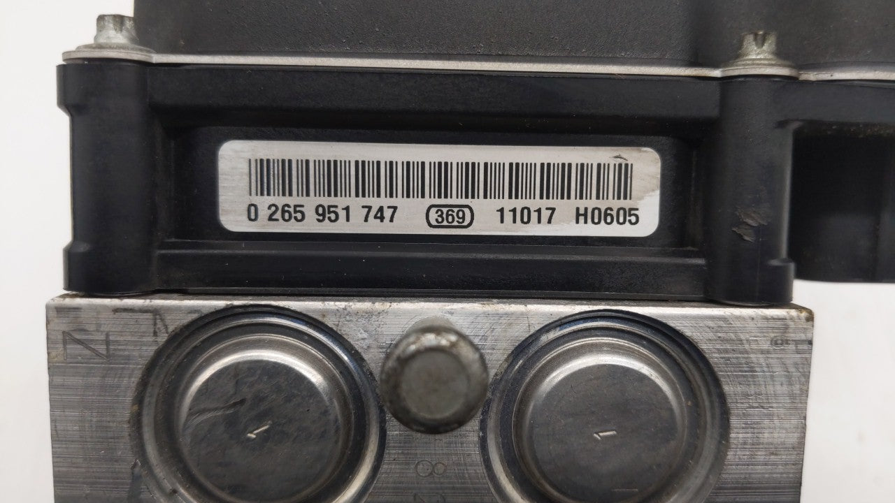 2011-2013 Hyundai Sonata ABS Pump Control Module Replacement P/N:58920-30500 58920-3Q500 Fits Fits 2011 2012 2013 OEM Used A