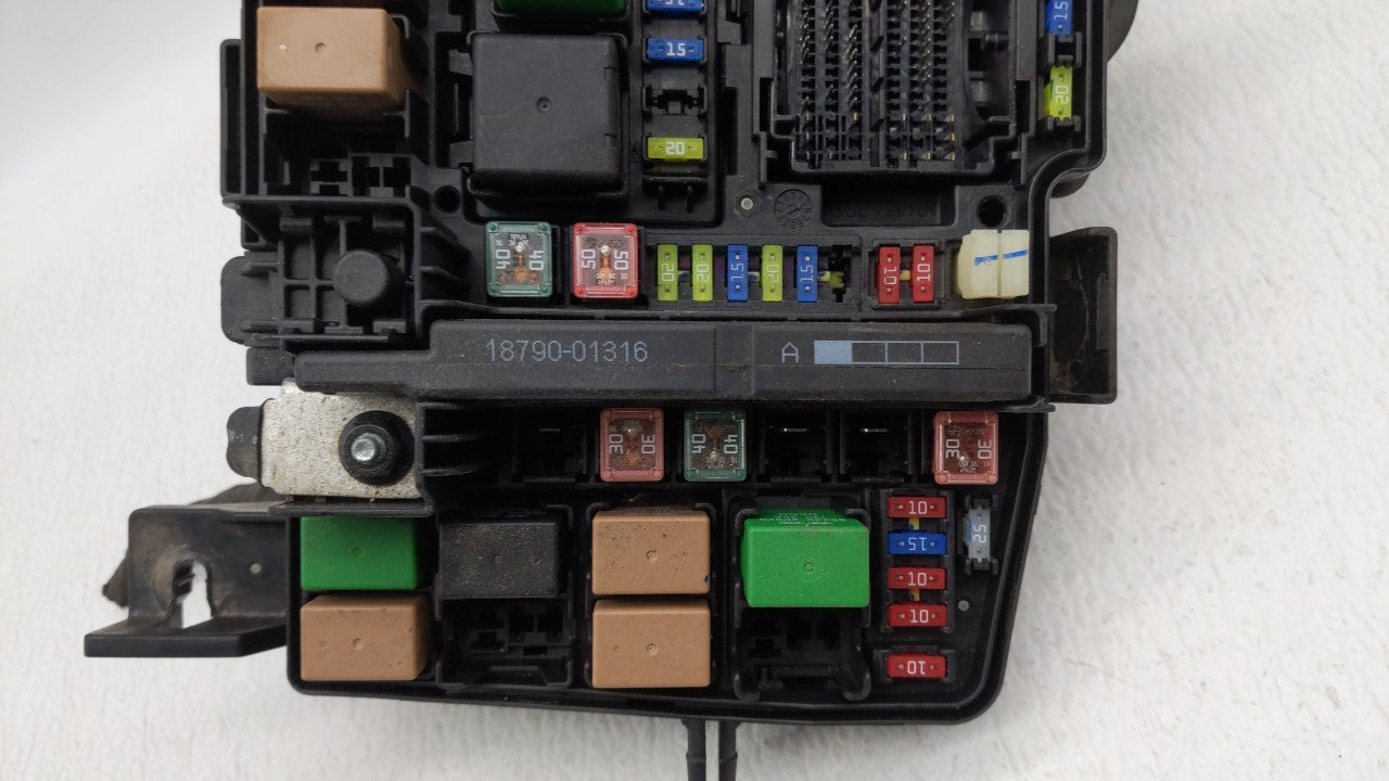 2011-2014 Hyundai Sonata Fusebox Fuse Box Panel Relay Module P/N:VS912003Q071MG VSQFHE2370F0175 Fits Fits 2011 2012 2013 201