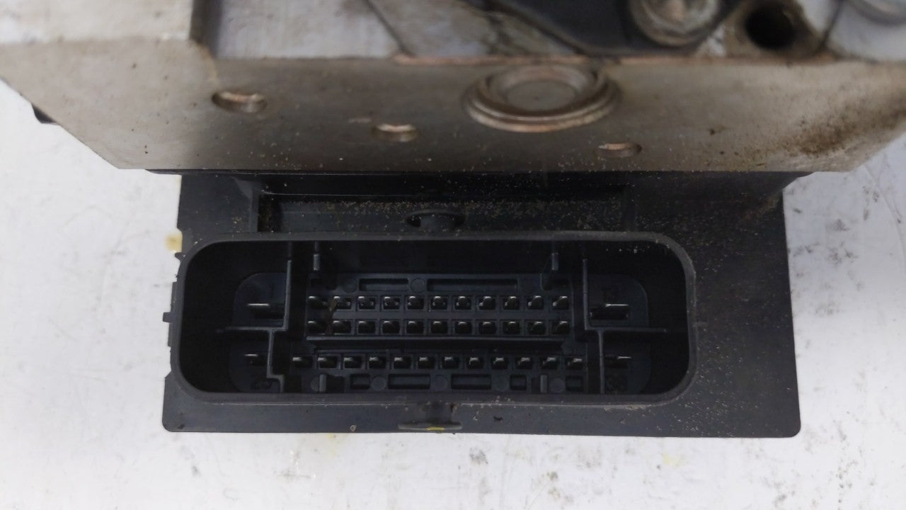 2011-2013 Hyundai Sonata ABS Pump Control Module Replacement P/N:58920-30500 58920-3Q500 Fits Fits 2011 2012 2013 OEM Used A