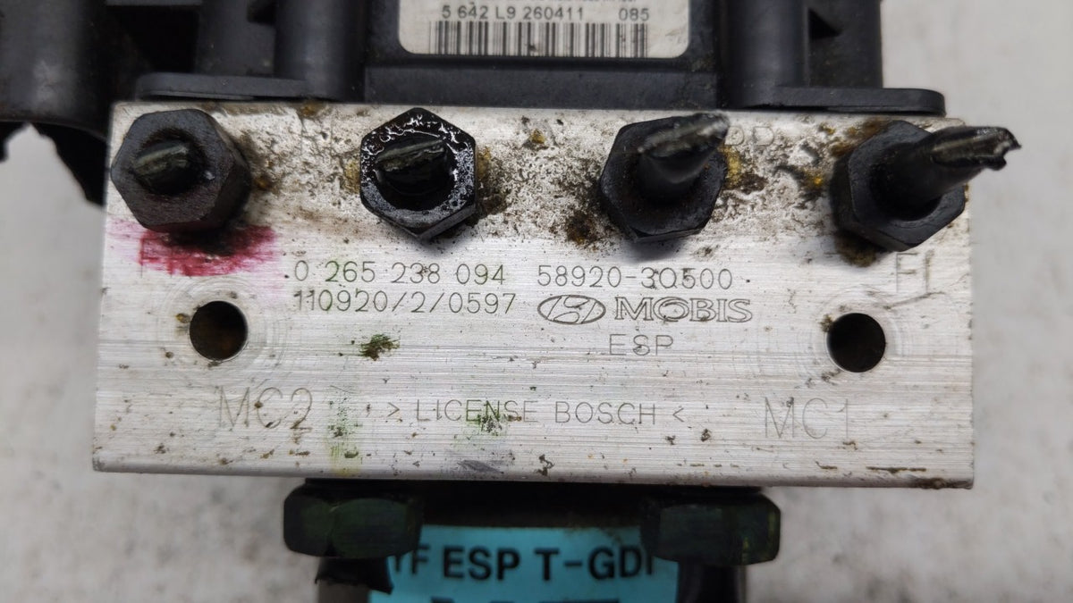 2013 Hyundai Sonata Anti-Lock Brake ABS Pump Module Actuator OEM P/N:58920-3Q500 Fits OEM Used Auto Parts - Oemusedautoparts