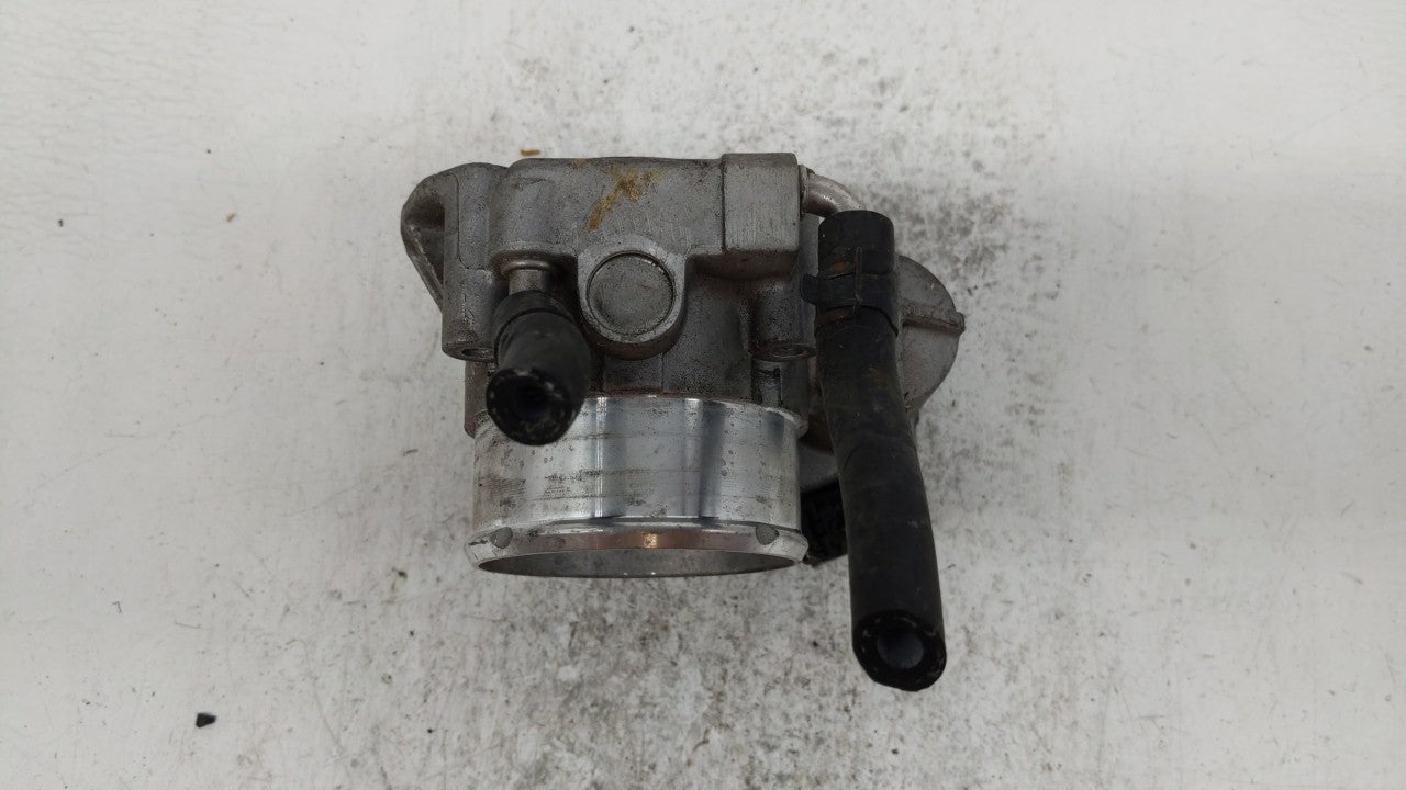 2011-2014 Hyundai Sonata Throttle Body P/N:35100-2G700 Fits Fits 2011 2012 2013 2014 2015 2016 OEM Used Auto Parts - Oemused