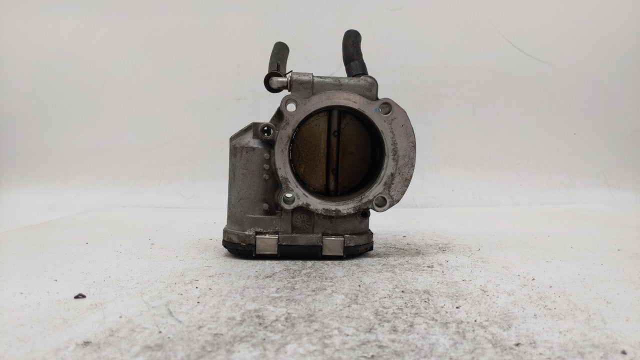2011-2014 Hyundai Sonata Throttle Body P/N:35100-2G700 Fits Fits 2011 2012 2013 2014 2015 2016 OEM Used Auto Parts - Oemused
