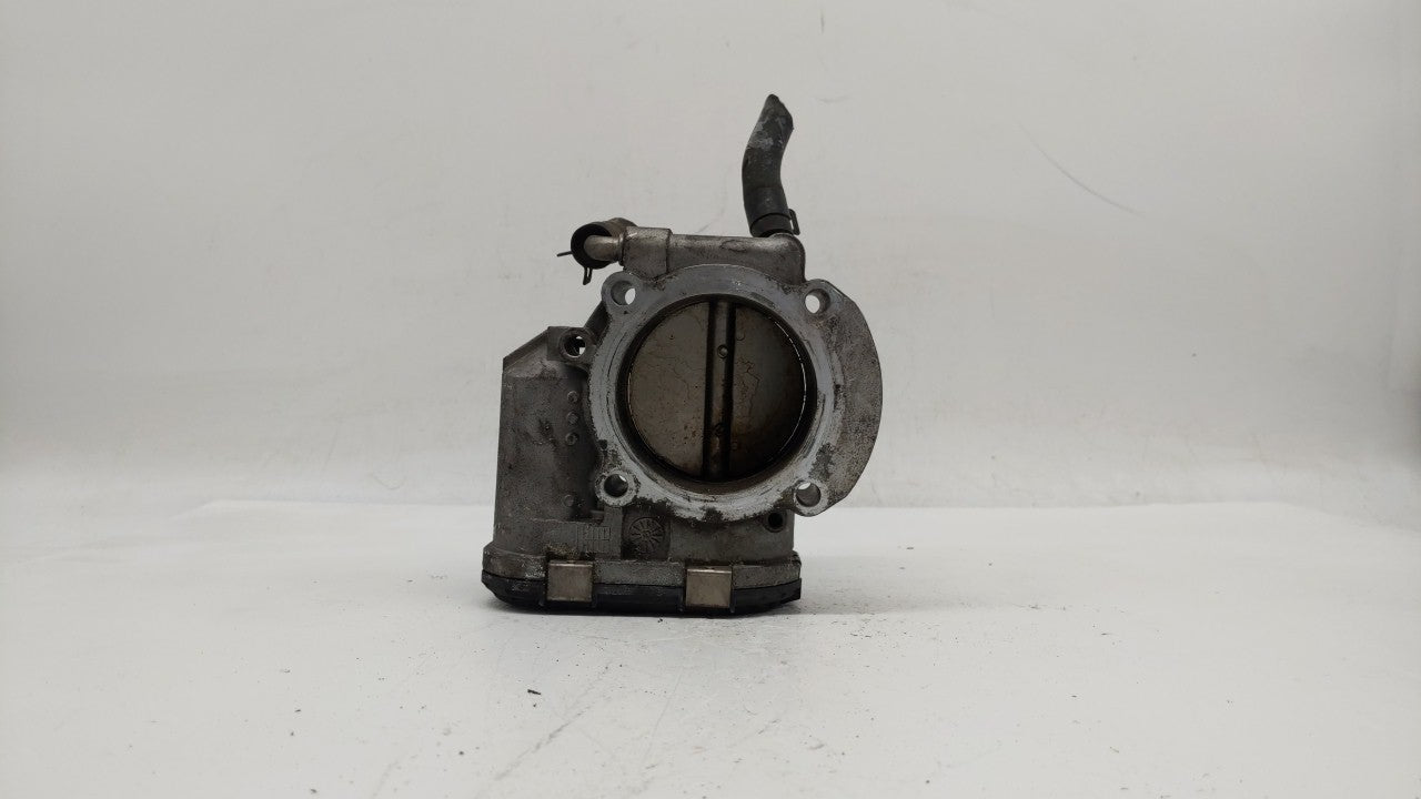 2011-2014 Hyundai Sonata Throttle Body P/N:35100-2G700 Fits Fits 2011 2012 2013 2014 2015 2016 OEM Used Auto Parts - Oemused