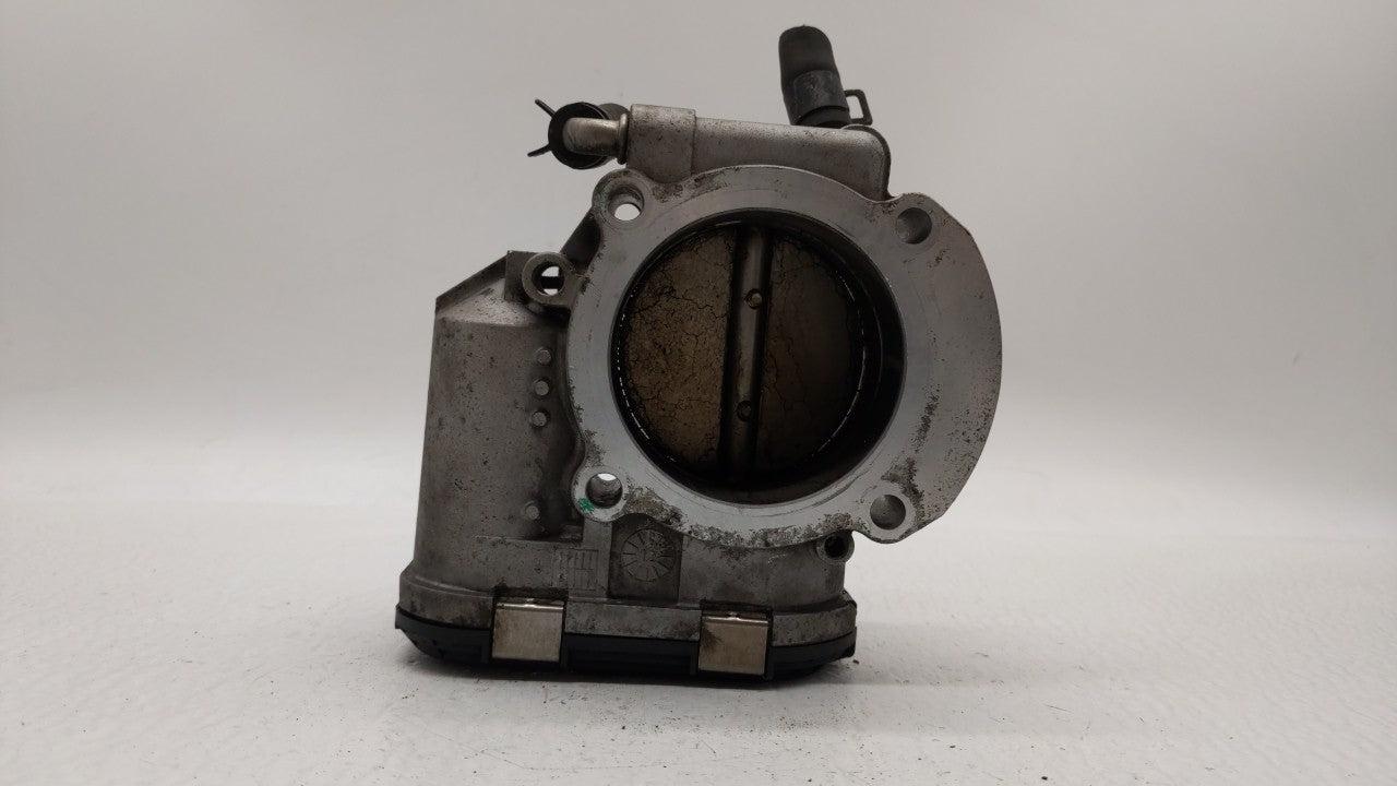2011-2014 Hyundai Sonata Throttle Body P/N:35100-2G700 Fits Fits 2011 2012 2013 2014 2015 2016 OEM Used Auto Parts - Oemused