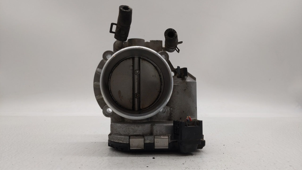 2011-2014 Hyundai Sonata Throttle Body P/N:35100-2G700 Fits Fits 2011 2012 2013 2014 2015 2016 OEM Used Auto Parts - Oemused