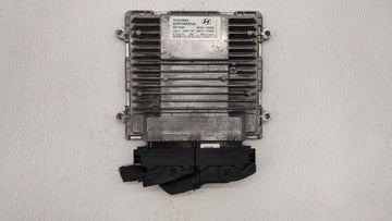 2011-2014 Hyundai Sonata PCM Engine Control Computer ECU ECM PCU OEM P/N:39101-2G661 39111-2G661 Fits Fits 2011 2012 2013 20