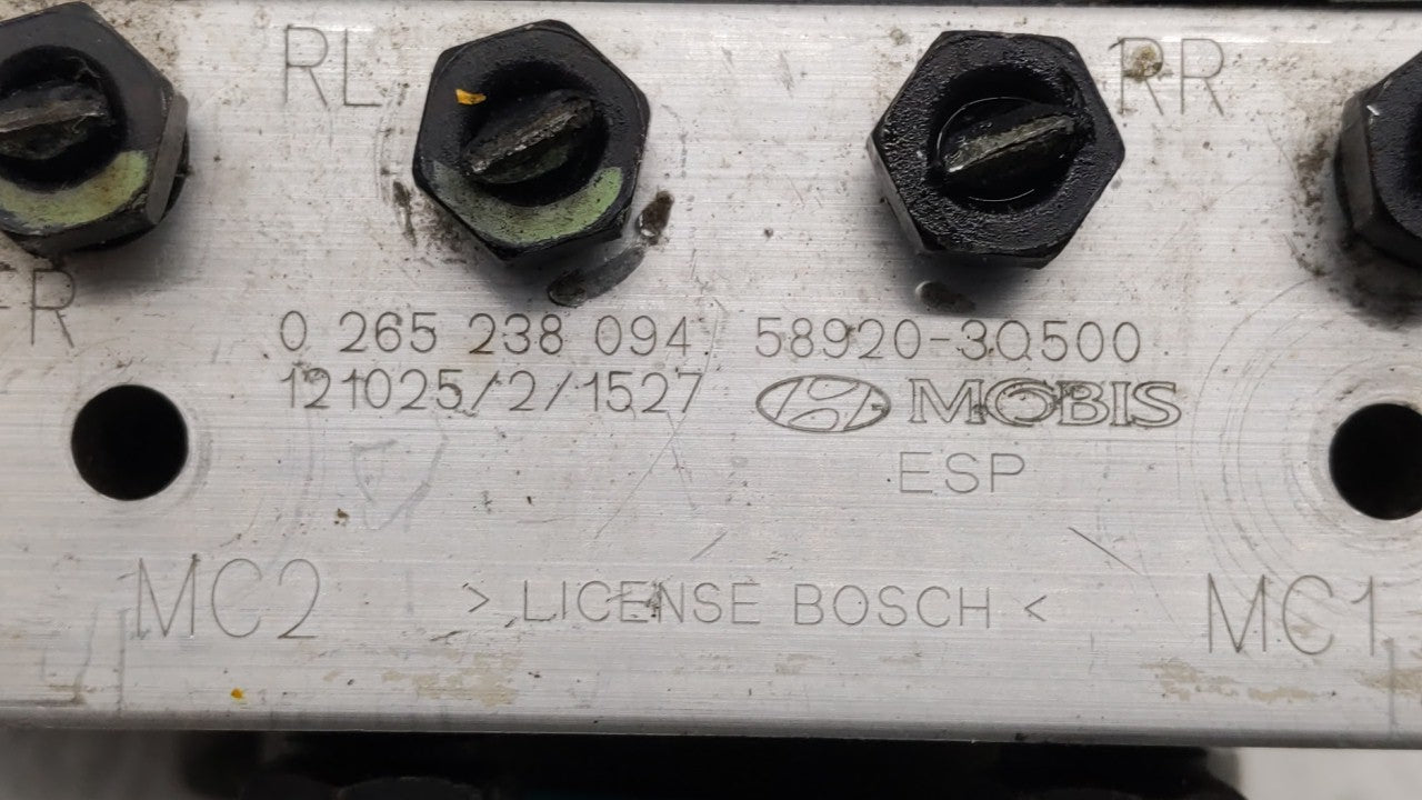 2011-2013 Hyundai Sonata ABS Pump Control Module Replacement P/N:58920-3S400 58920-3Q500 Fits Fits 2011 2012 2013 OEM Used A
