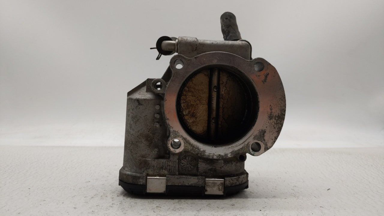 2011-2014 Hyundai Sonata Throttle Body P/N:35100-2G700 Fits Fits 2011 2012 2013 2014 2015 2016 OEM Used Auto Parts - Oemused
