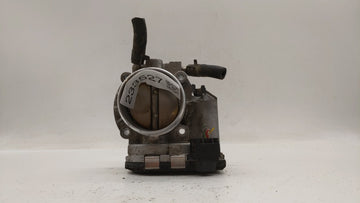2011-2015 Hyundai Sonata Throttle Body P/N:35100-2G800 Fits Fits 2011 2012 2013 2014 2015 2016 OEM Used Auto Parts - Oemused