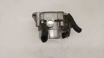 2011-2015 Hyundai Sonata Throttle Body P/N:35100-2G800 Fits Fits 2011 2012 2013 2014 2015 2016 OEM Used Auto Parts