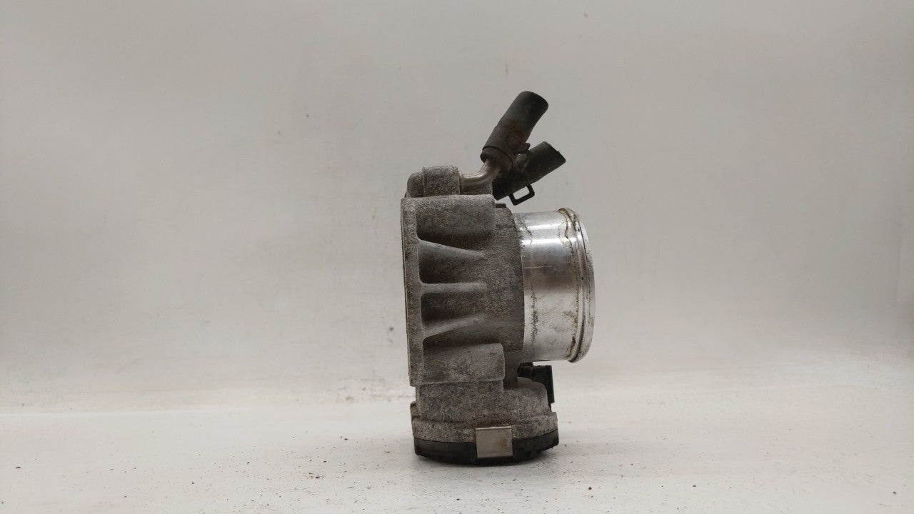2011-2014 Hyundai Sonata Throttle Body P/N:35100-2G710 Fits Fits 2011 2012 2013 2014 2015 2016 OEM Used Auto Parts - Oemused